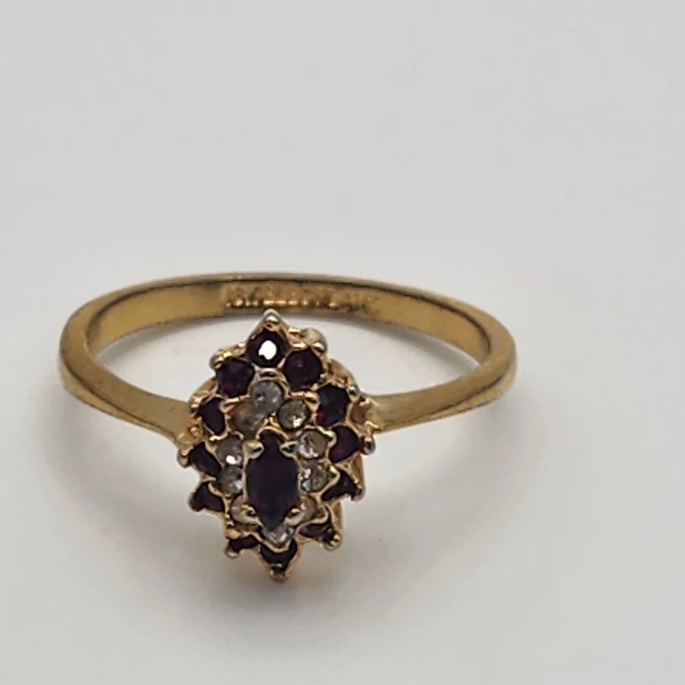 Vintage 18K Electroplate Red & Clear Rhinestone Cocktail Ring (7)